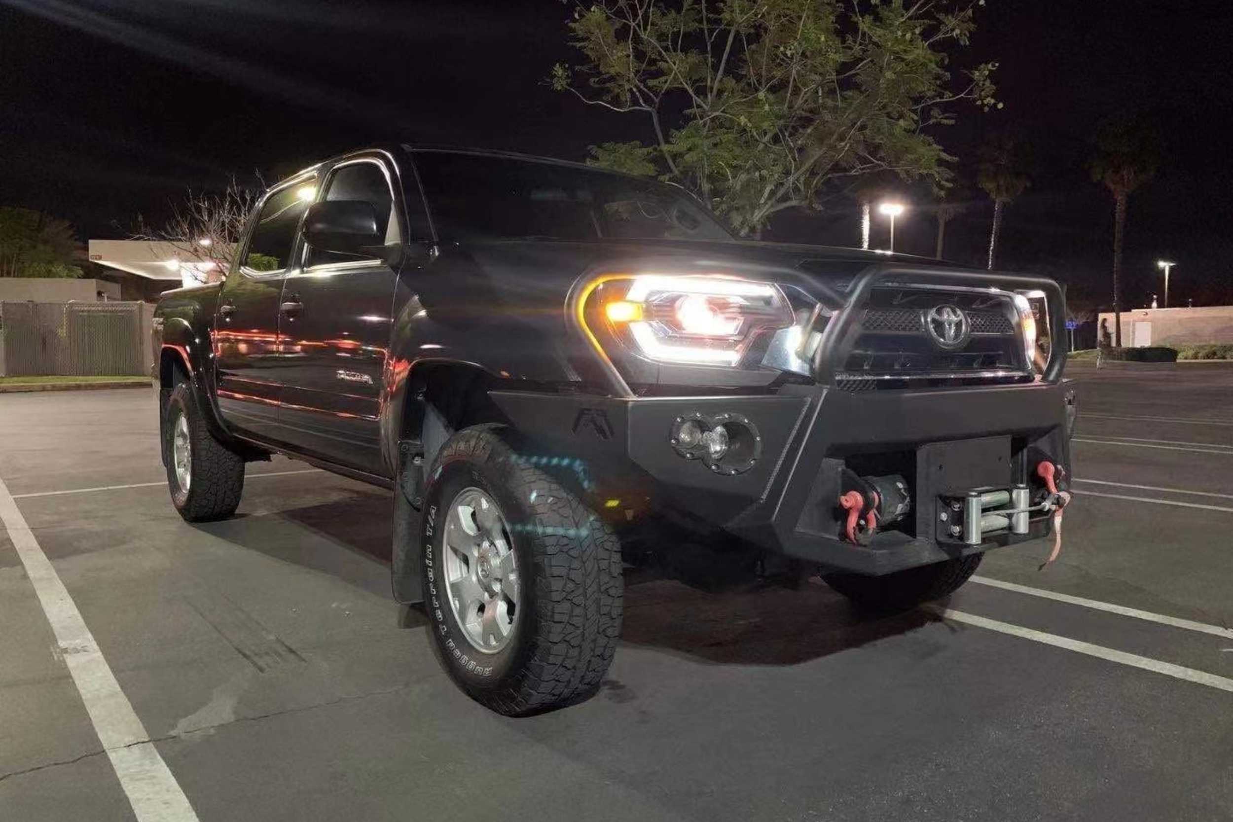 Toyota Tacoma (12-15): Alpharex Pro Headlights | HR AR880748